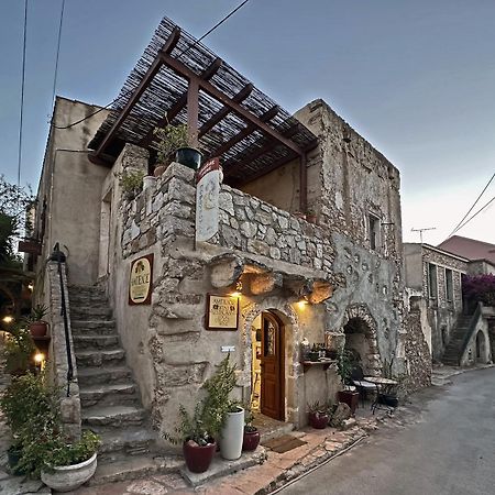 Porfyrousa Traditional Hotel Milopotamos  Exterior photo